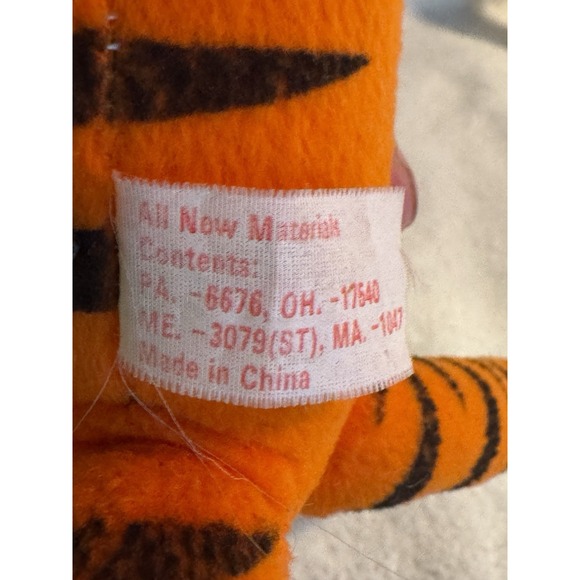 Tony the Tiger Plush Kellogs Cereal Stuffed Animal Toy Vintage 1997 - Picture 7 of 9